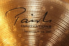 Paiste innovations 20" medium ride Great Condition 