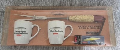 Vtg NRFB Teton Grill Co & Rapala Lure Catch & Cook Barbeque Fork & Mug Set