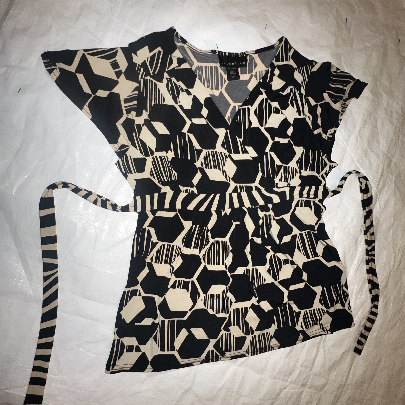 Attention Size Small Women’s Short Sleeve Tie Front Flared Blouse 