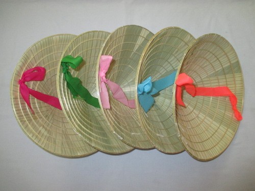 lot of 5 small non la palm- leaf conical hat for children