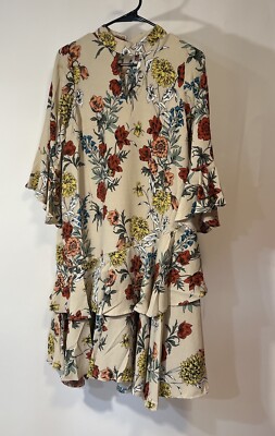 Hayden Los Angeles Women's Dress Size Small Beige with Boho Flowers New (bin D)
