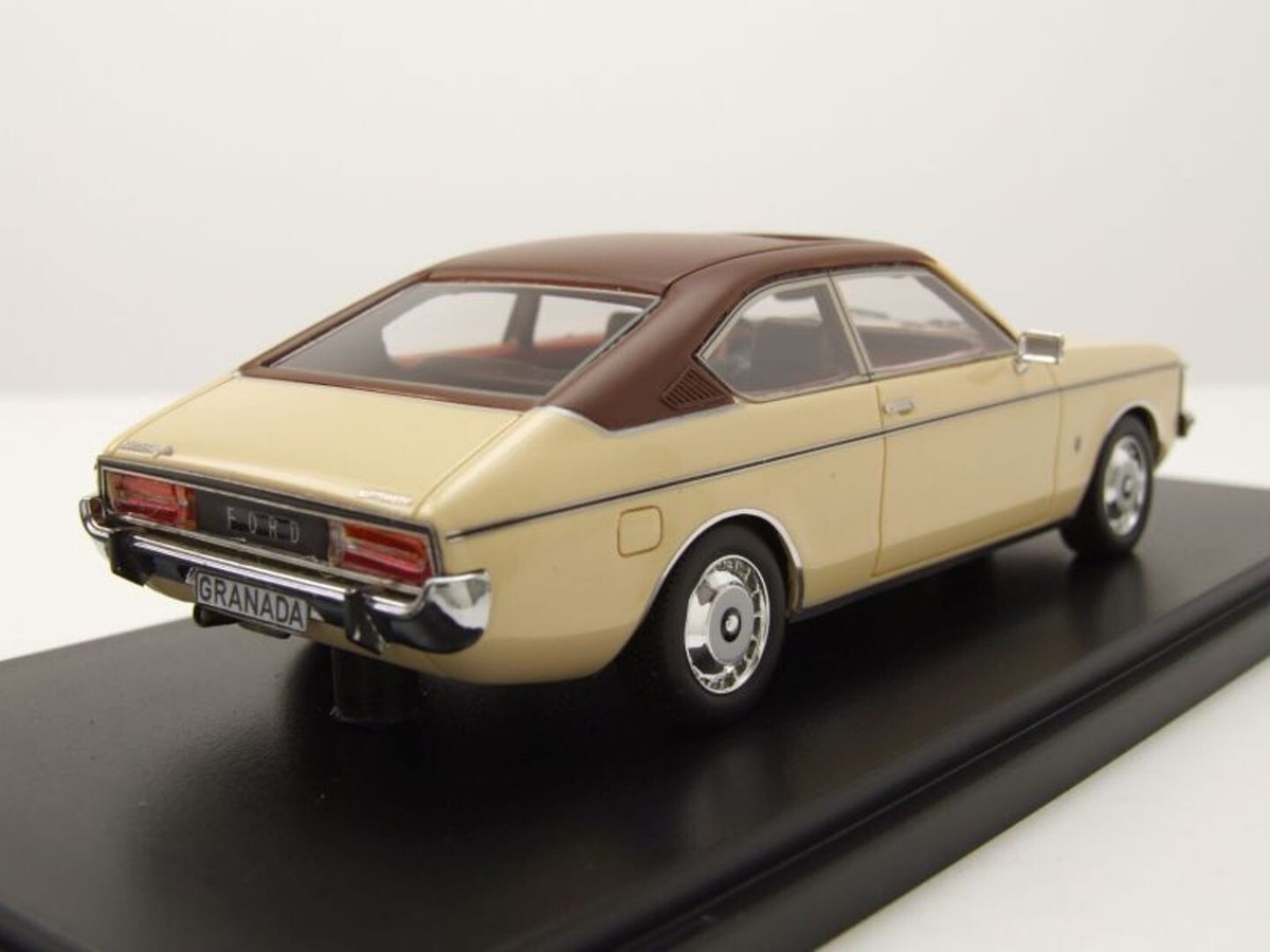 Ford Granada MK I, coupé, bleu métallique toit noir mat - PCX 870336 - HO 1/87