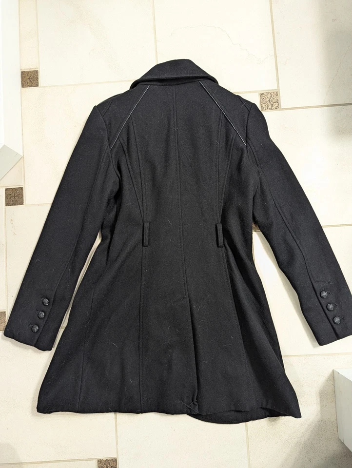 Guess Women's Black Pea Coat Size Medium, Great Condition! - Image 3 of 4