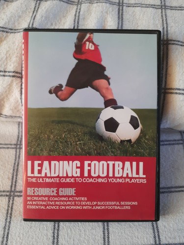 Leading Football: The Ultimate Guide To Coaching Young Players (PC, CD-Rom)