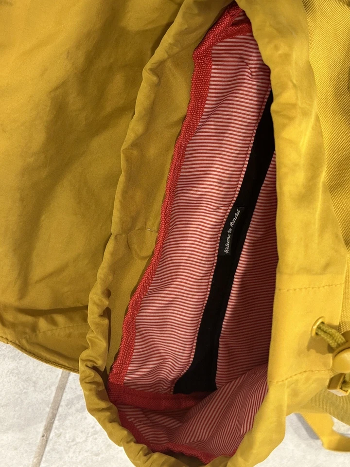 Herschel Little America Mochila Bolso Bolsa Amarillo Mostaza Portátil Bolsillo EDC Foto 4 de 4