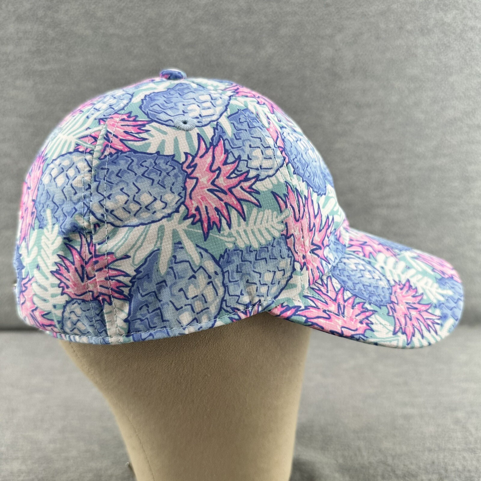 VINEYARD VINES - Pineapples Pattern Adjustable Ba… - image 4