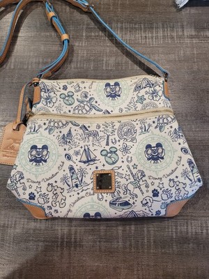 Dooney & Bourke Disney Vacation 25 anniversary Club Mickey Mouse Crossbody Bag