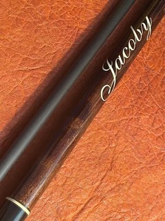 Jacoby pool cue w/ Jacoby BLACK V3 Carbon Fiber Low Deflection Shaft.
