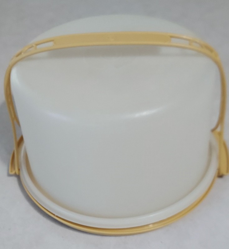 Vintage Tupperware Cake Carrier Round 684-7 Harvest Gold With Handle & Lid 683-7
