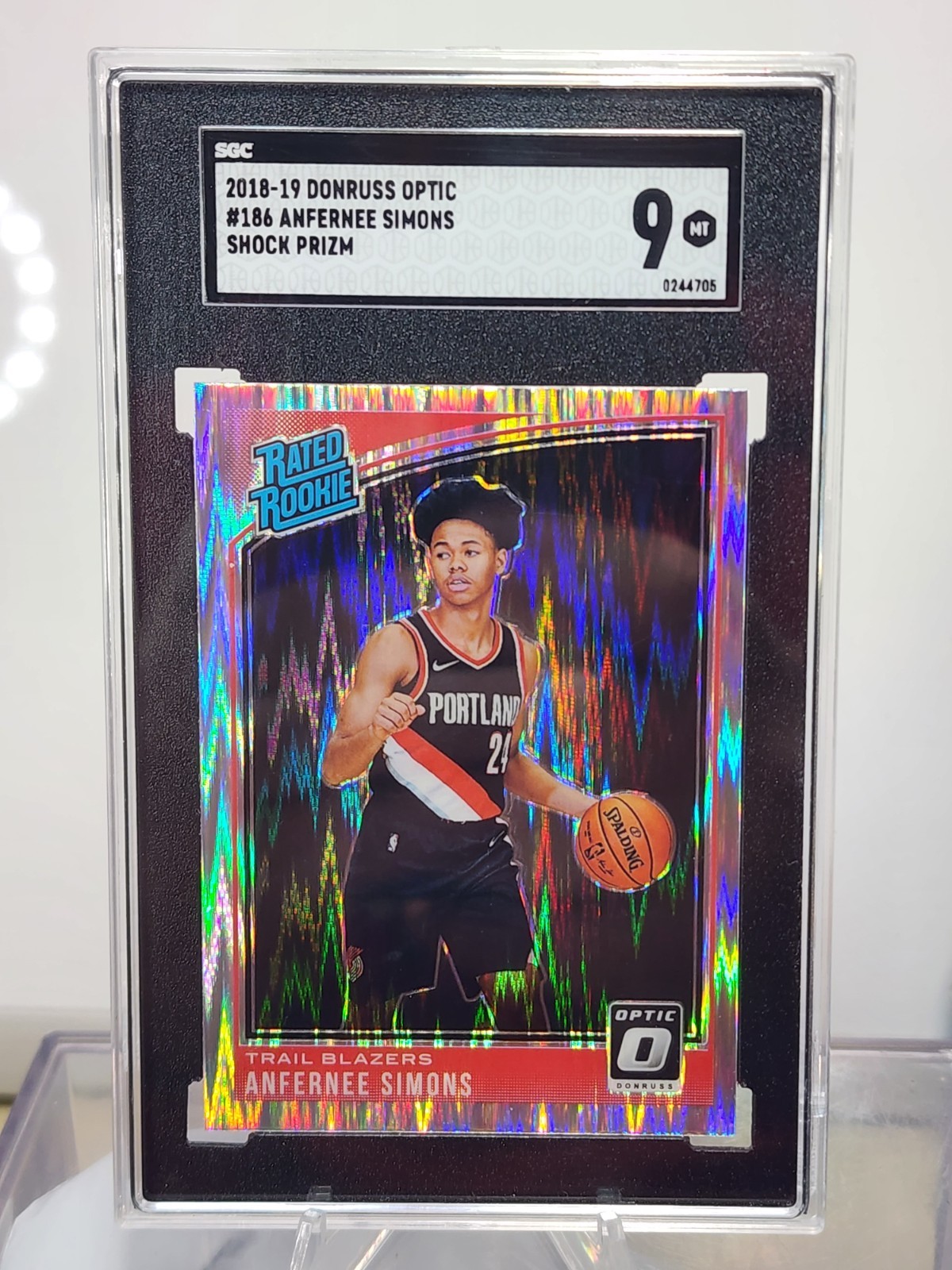 2018-19 Donruss Optic Rated Rookie Shock Prizm Anfernee Simons RC #186 SGC 9