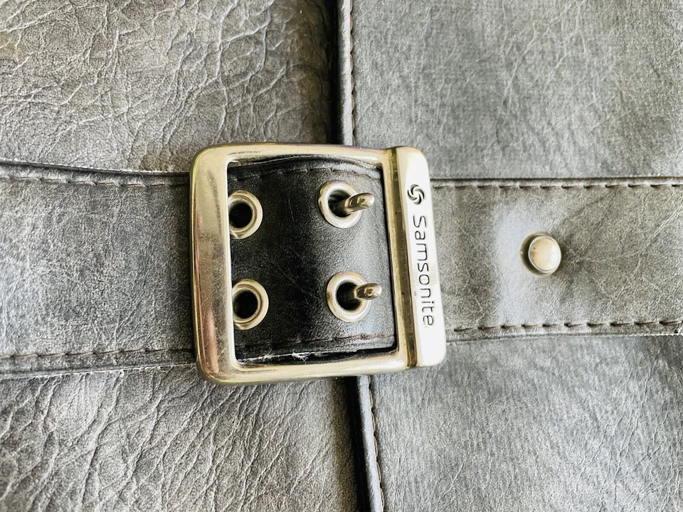 Equipaje Samsonite Vintage Gris Cuero Suave - Maleta Retro 22” X 8” X 12” Foto 3 de 4