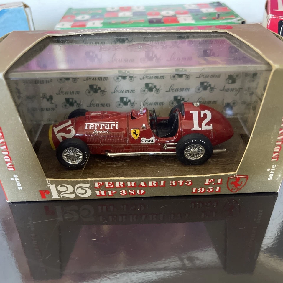 Lote de mini coches de plástico fundido a presión Bumm Solido Rio escala 1/43 Ferrari Lotus Mercedes Foto 2 de 4