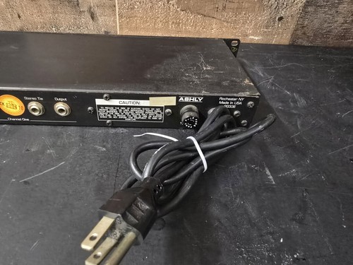 Ashly SG33, Dual Channel Noise Gate, Vintage Rack - Picture 6 of 6