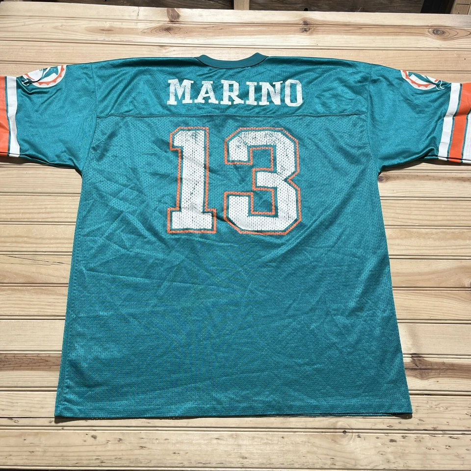 Camiseta de fútbol americano vintage de los Miami Dolphins Dan Marino de la NFL talla XL hecha en logotipo de EE. UU. Foto 2 de 4
