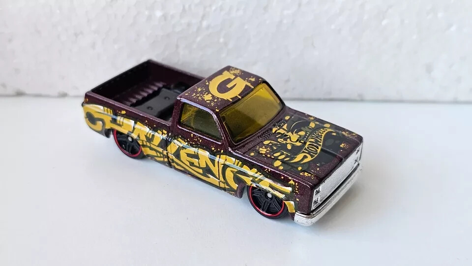 Hot Wheels Loose 83 CHEVY SILVERADO BROWN YELLOW G | eBay