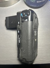 Neewer BG-E8 Battery Grip w/Charger  LP-E8 Batteries For Rebel T2i T3i T4i T5i