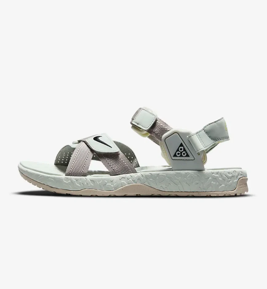 Acg sandals sales nike