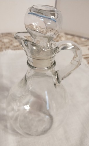 Pair of Vintage Clear Glass Cruets with Original Stoppers - Picture 2 of 3