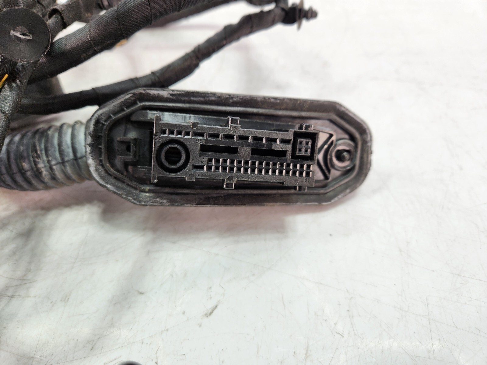 ✅ 2010-2014 OEM Rolls Royce Ghost RR4 Rear Right Side Lower Door Wiring Harness