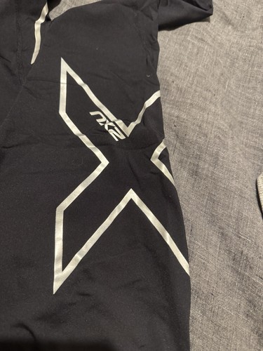 2XU Youth Black Compression Tights Size L - Picture 3 of 7