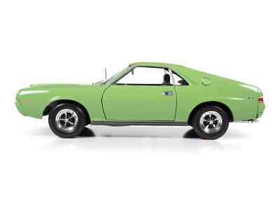 Auto World AMERICAN MUSCLE 1969 AMC AMX HARDTOP 1:18 GREEN