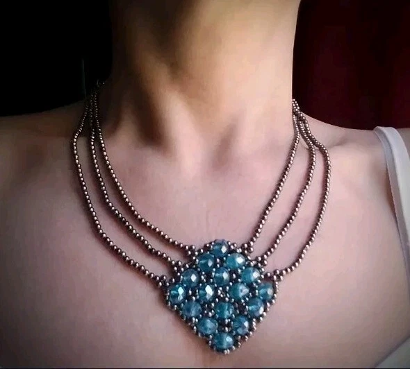 Collana Artigianale Con Orecchini Elegante Blu Ottone Cristallo Multifilo - Immagine 2 di 4