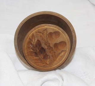 Vintage Antique? Wood Butter Pat Plunger Mold Leaf Acorn Stamp