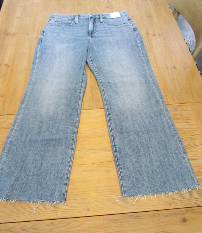 NWT J.Crew Women's Size 28 Relaxed Demi Boot Jean in Medium Blue Wash BZ725