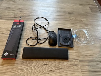 Razer Viper Mini Black Gaming Wired Mouse w/ Redragon Meteor Keyboard Wrist Pad