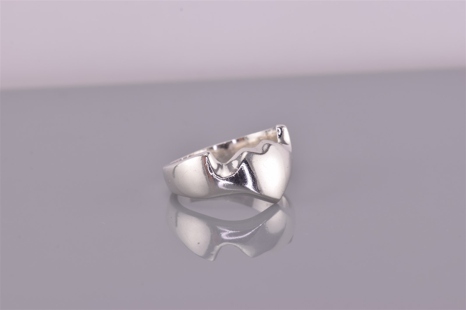 Sterling Silver Solid Drop Down Heart Winged Band… - image 2