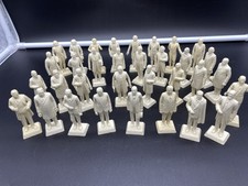 1960's Marx Toys United States Presidents Figurines 33 Unpainted Plastic READ