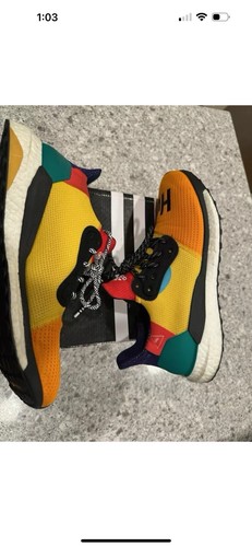 2 PAIR LOT PHARRELL SOLAR HU ULTRABOOST RED/Multicolor PRIDE sz 9.5 - Picture 4 of 20