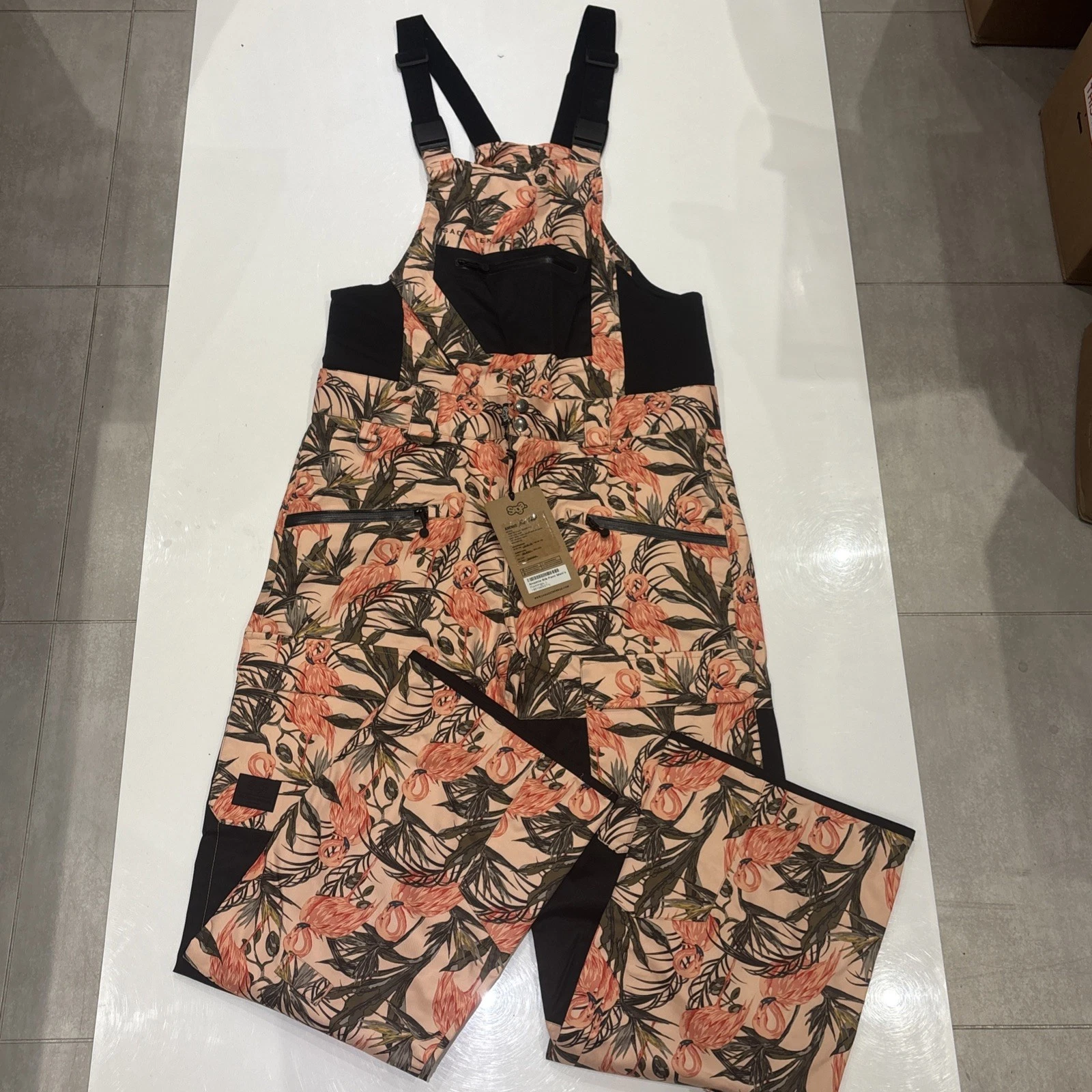Saga Outerwear Anomie Skiing Snowboard Bib Pants Mens Flamingo Size L RRP £110
Opens in a new window