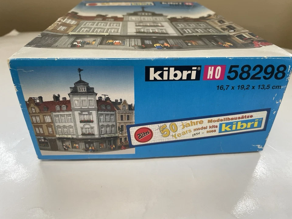 Kibri 58298 "HO" Corner Building Model - Image 3 of 3