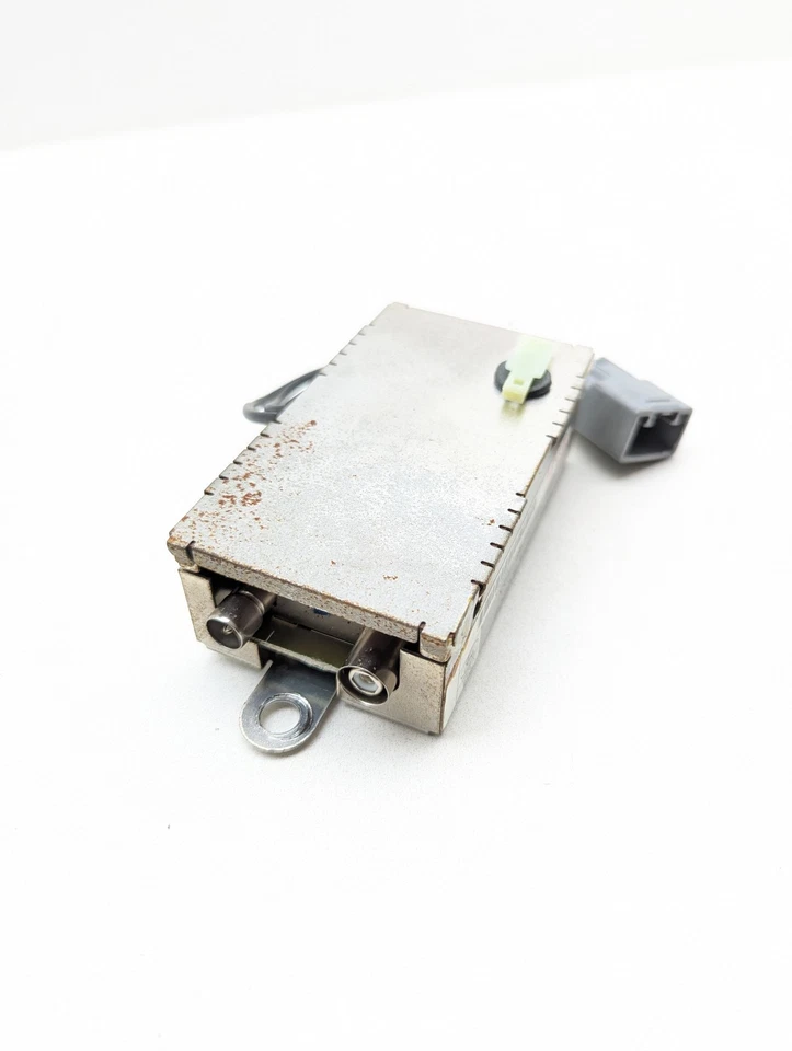 2000 2001 2002 2003 Jaguar S-Type Radio Antenna Isolator XR8F18K891AD OEM - Image 2 of 4