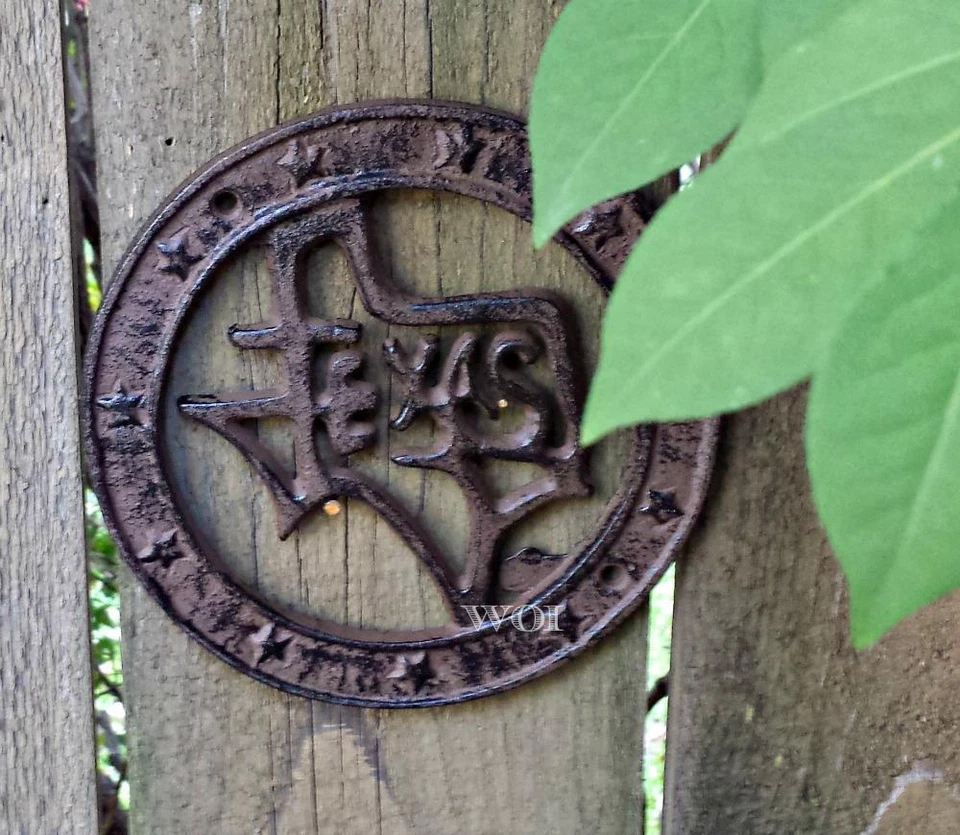 Cast Iron Rustic Texas State Emblem Hanging Plaque Sign Star Wheel Frame Rust - Image 2 of 3