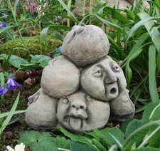 STONE GARDEN COMEDY HEAD PILE UP FUNNY PEBBLE HEADS ROCK FACES ORNAMENT