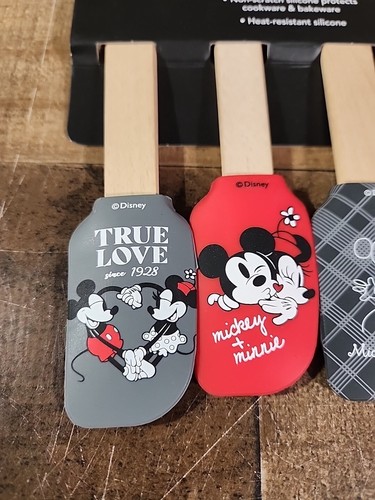 Disney Mickey Mouse Spatula 4-Piece Set - NEW - Picture 4 of 6
