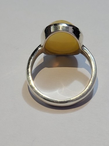 Anillo enchapado en oro blanco 14K de piedra preciosa natural de piedra lunar blanca de buen corte ovalado de 5,5 quilates - Imagen 9 de 12