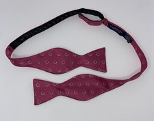 Pink Horseshoe Kentucky Derby Horse Racing Theme Bow Tie