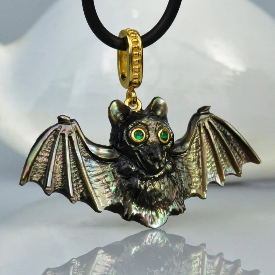 Colgante de murciélago negro tallado nácar oro vermeil plata de ley 5,76 g Foto 3 de 4