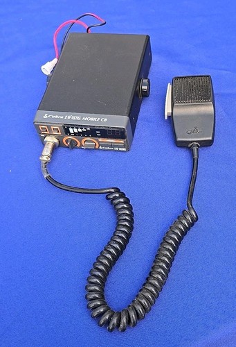 Cobra 19 Ultra CB Radio compact Transceiver W/ Microphone 40 Channel Not tested