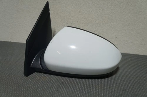 2016-2020 HYUNDAI TUCSON OEM LEFT HAND DRIVER SIDE MIRROR WHITE BLIND SPOT