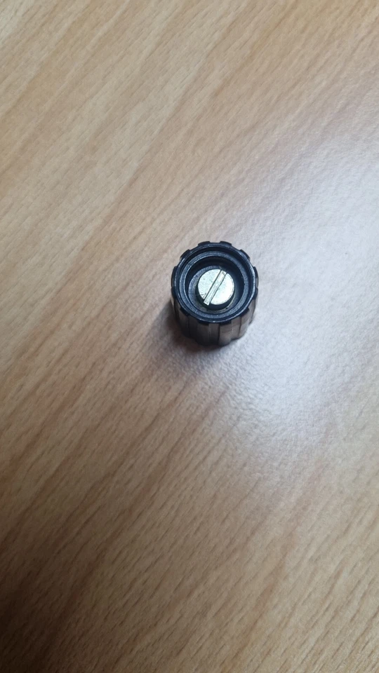 1 Stück Potentiometer Drehwiederstand Knöpfe Industrie für 6er Achse DM 17mm - Bild 3 von 3