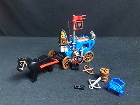Lego 6038 Wolfpack Wolfpack Renegades Knights Castle Wolf Knight Carriage from 1992