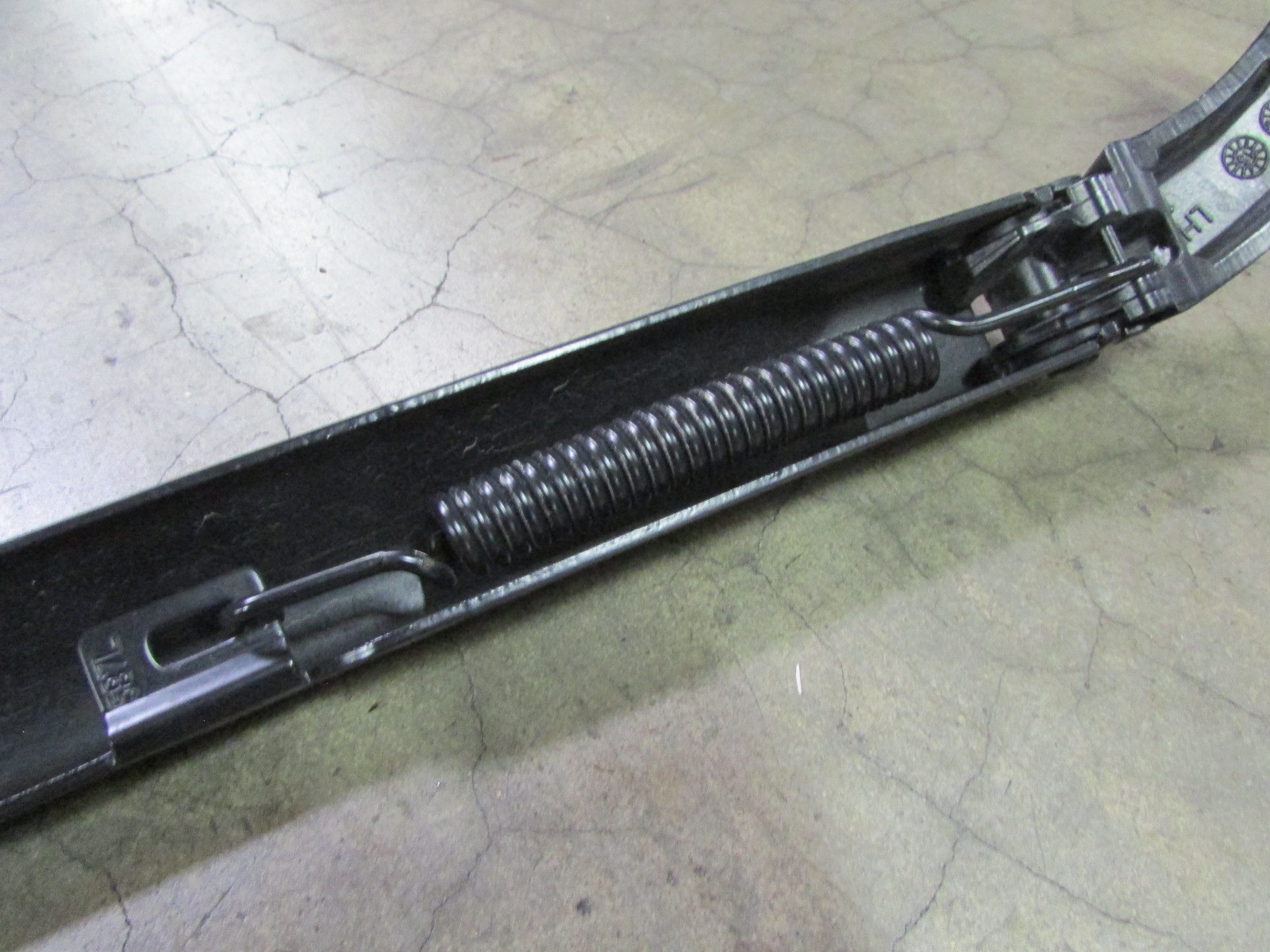 Maserati Ghibli, RH, Right Wiper Arm, Used, P/N 670001643