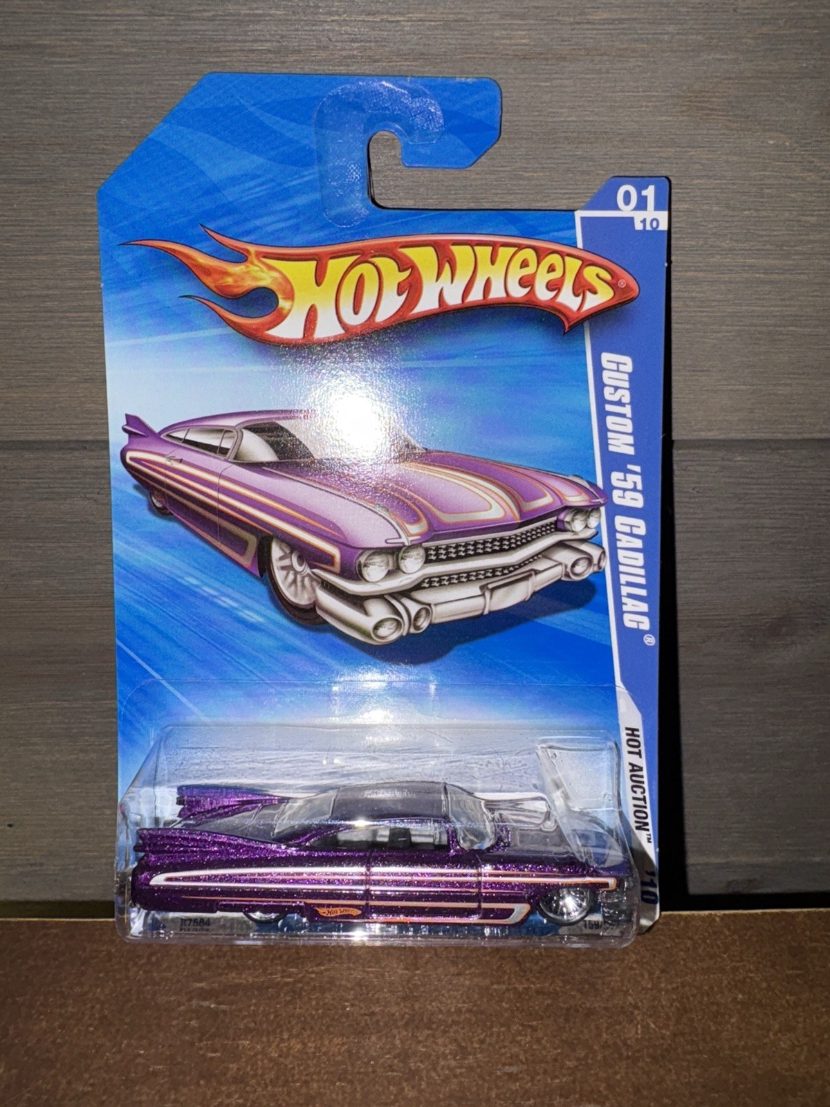 HOT WHEELS 2010 HOT AUCTION CUSTOM '59 CADILLAC 01/10 159/240 R7584 NEW ON CARD