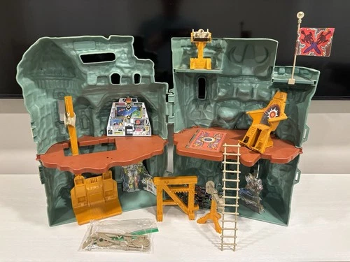 Mattel Masters of the Universe Castle Grayskull + Point Dread VTG 1981 COMPLETE