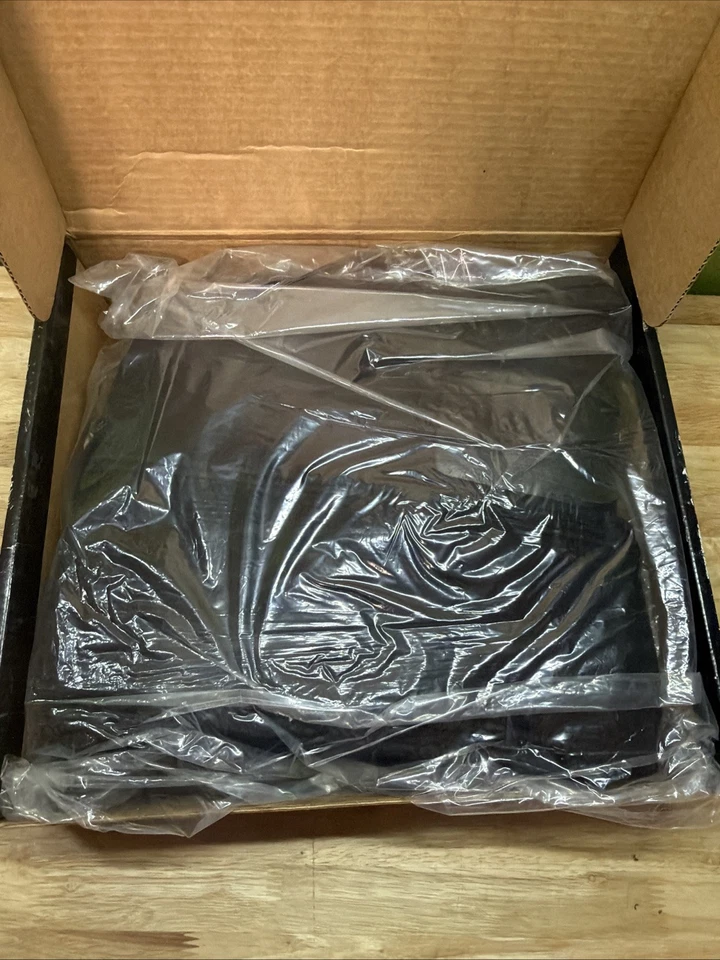 Colgan Custom Sport Hood Bra Fits 1998-2004 Audi A6 Sedan & Wagon - Image 3 of 4