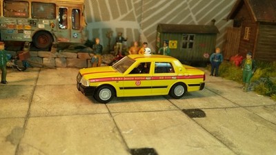 TOMYTEC 1/80 , Toyota Crown Sedan, TAXI, Gelb